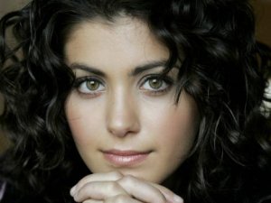 katie-melua-wallpaper-2048x1536-customity