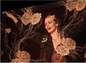 maia_morgenstern_in_cadrul_festivalului_international_de_storytelling_24_25_septembrie_2013_givatayim_theatre