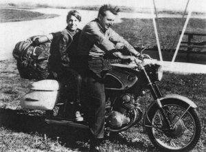 Robert M. Pirsig pe motocicletă